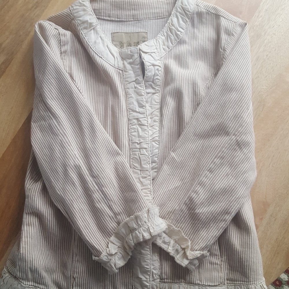 Ruffled blazer